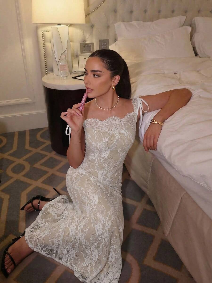 فستان أسود طويل من الدانتيل بأكمام طويلة من تصميم فايري للنساء، مناسب لفصلي الخريف والشتاء، يتميز بتصميمه الجذاب والأنيق، مثالي لفصل الصيف