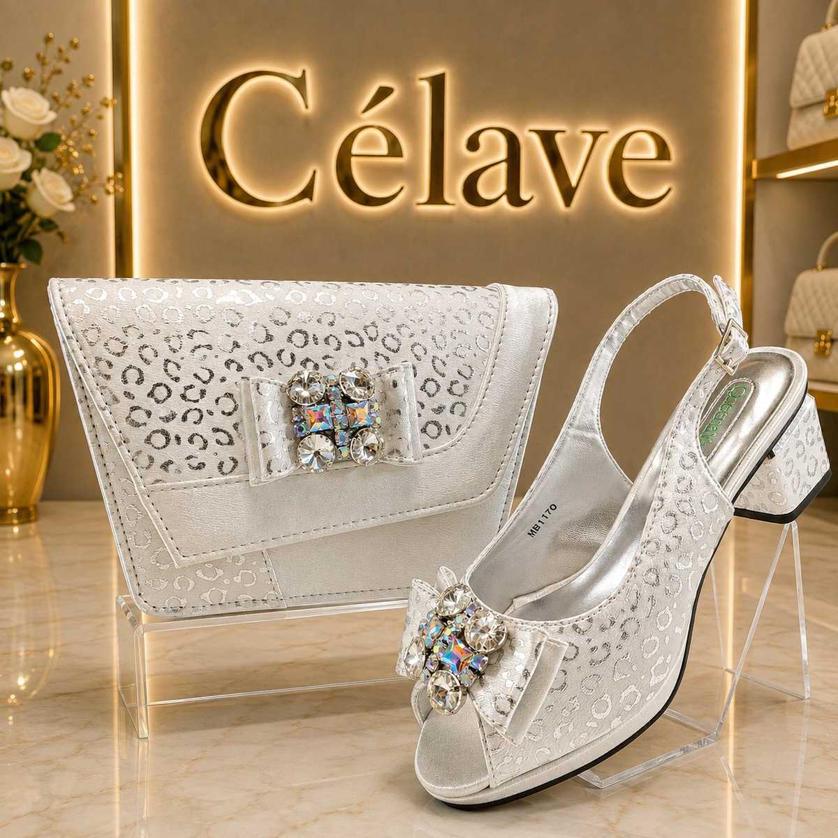 مجموعة أحذية وحقائب إيطالية من لحفلات السهرة مع حقائب يد جلدية إيطالية مزينة بالأحجار