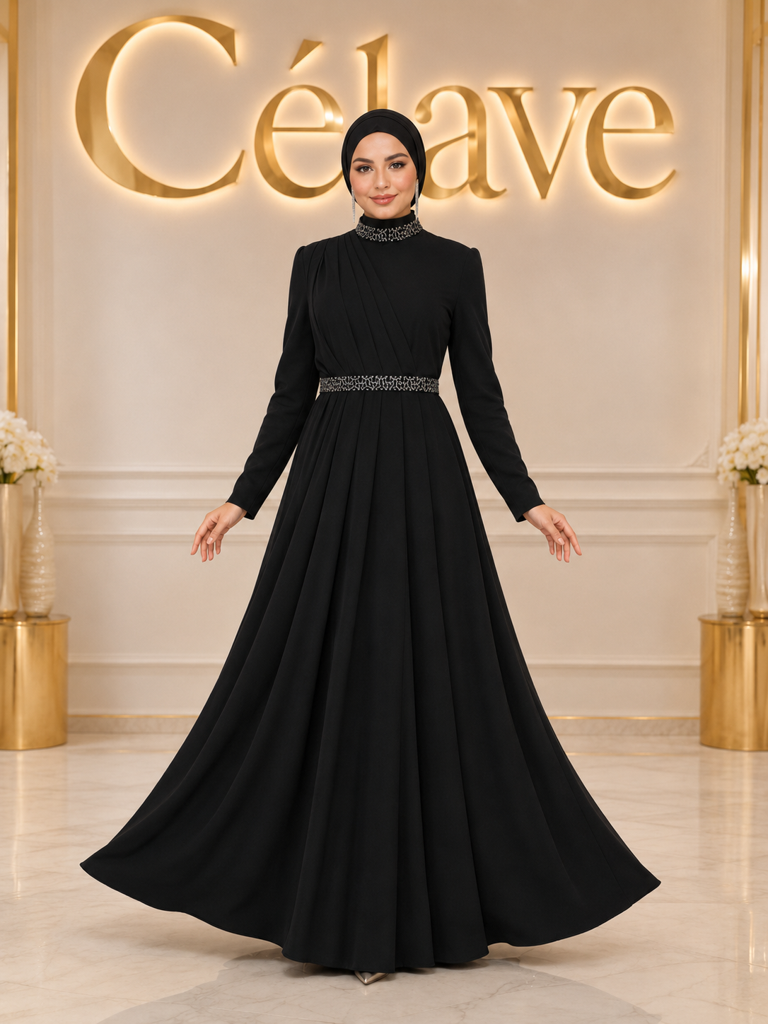 فستان رسمي أنيق طويل، بأكمام طويلة مطوية ضيقة على الجسم، تصميم مرصع بالراين على الياقة والحزام، بطول الأرض